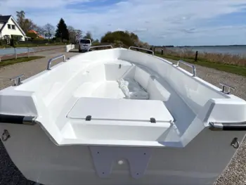 Fjordjollen 390 Fisk (Sammensæt med motor og trailer)